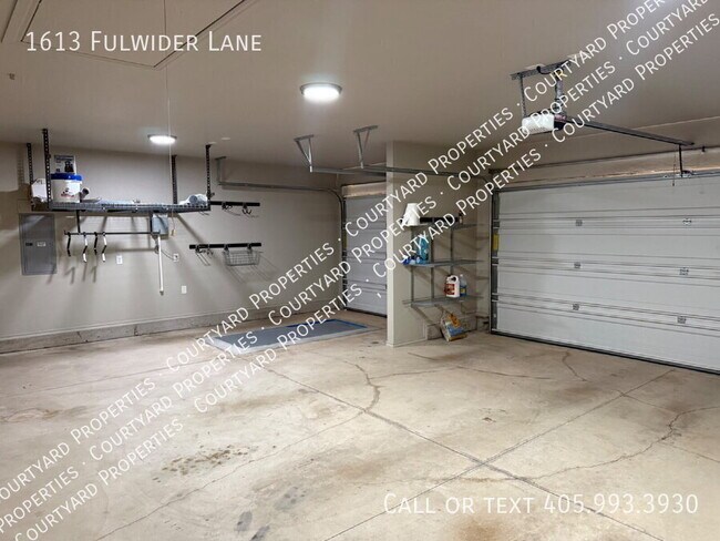 Photo - 1613 Fulwider Ln