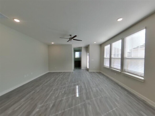 Photo - 1604 Mexican Heather Dr