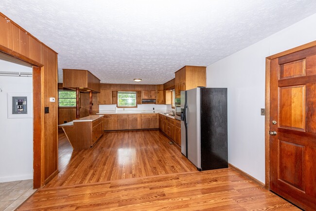 Photo - 1011 Cherry St