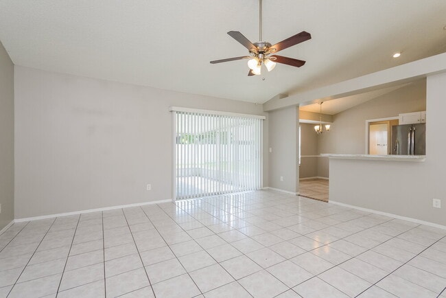 1078 Providence Ln