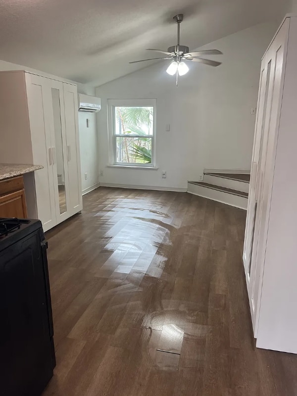 Photo - 2016 Dellwood Ave Unit 2