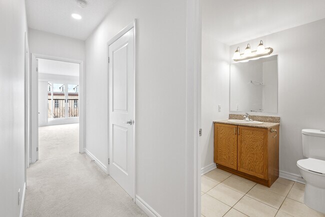 Photo - Clarendon Lanes