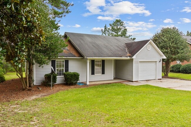 3bed/2bath Located Right on Campbells Campus! - 3bed/2bath Located Right on Campbells Campus! House