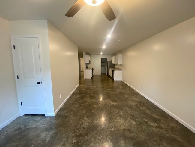 Photo - 510 S Floyd St Unit A