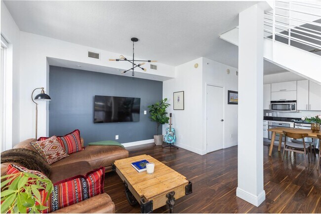 Photo - 60 SW 13th St Unit 4613