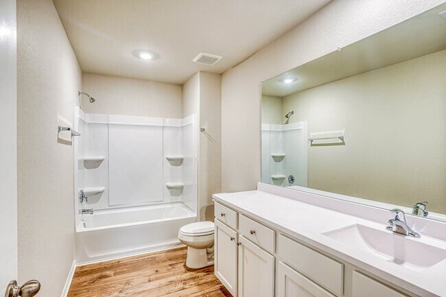 Photo - 8212 Sunberry Shadow Dr