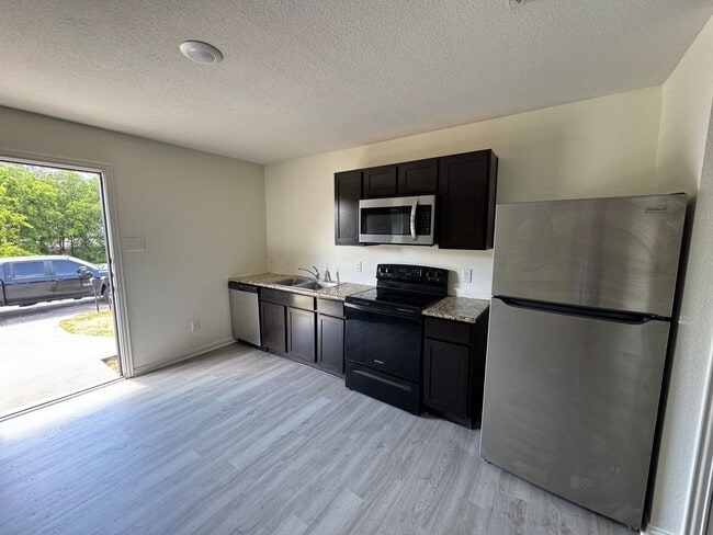 Photo - 1413 N 7th St