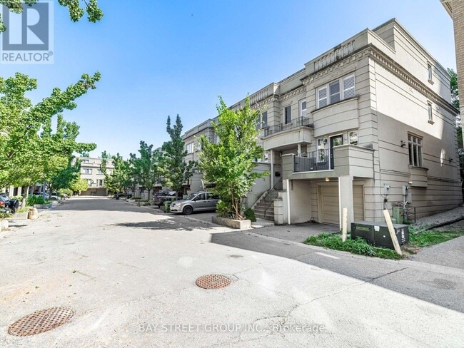 Photo - 35 William Poole Way