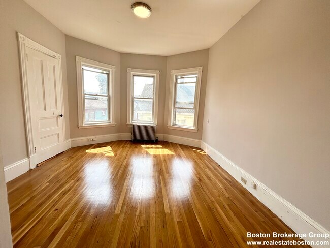 Photo - 22 Humphreys St