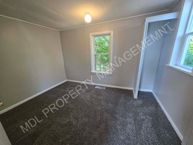 Photo - 913 N Granger St