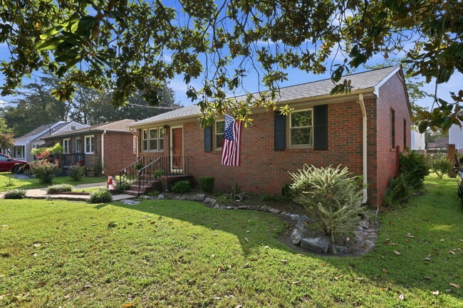 Photo - 727 Osborn Ave