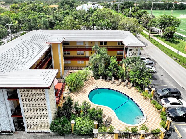 Photo - 744 NE 14th Ave Unit 4