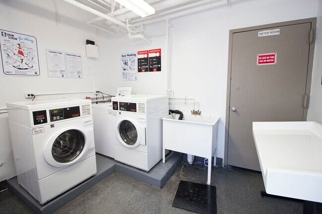 Photo - 2625 E 13th St Unit 7G