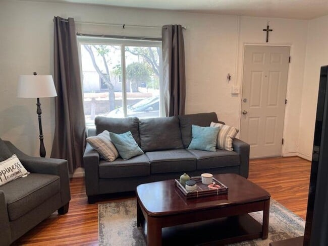 Photo - ADORABLE WEST MESA HOME 2 Bedroom 1/BA 1/CG BYA
