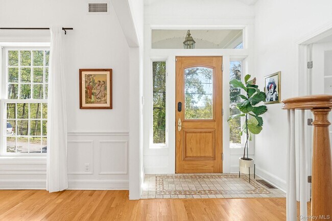 Photo - 60 Hillside Ln