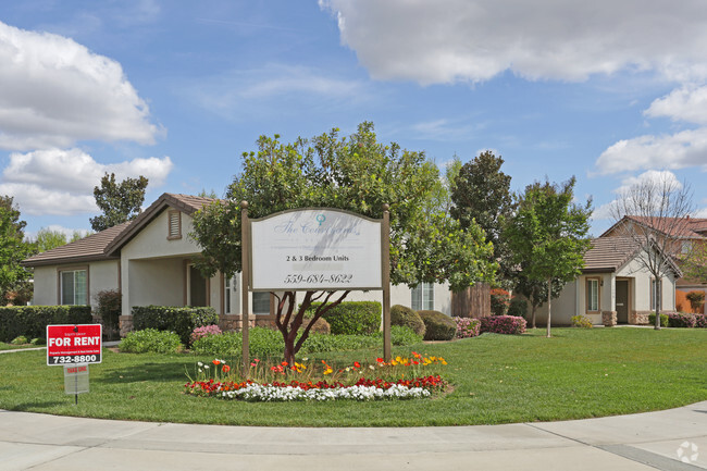 Courtyard at Del Lago - Courtyard at Del Lago Apartments