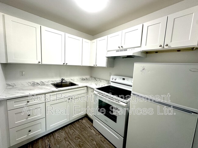 Photo - 776 Vaughan St