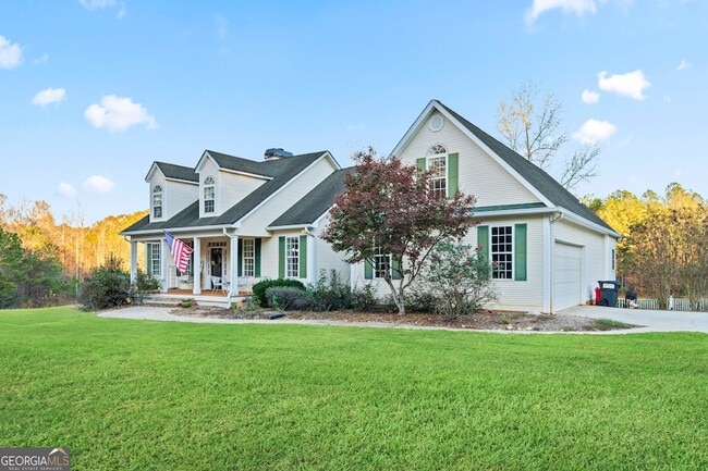 Photo - 572 Austin Rd