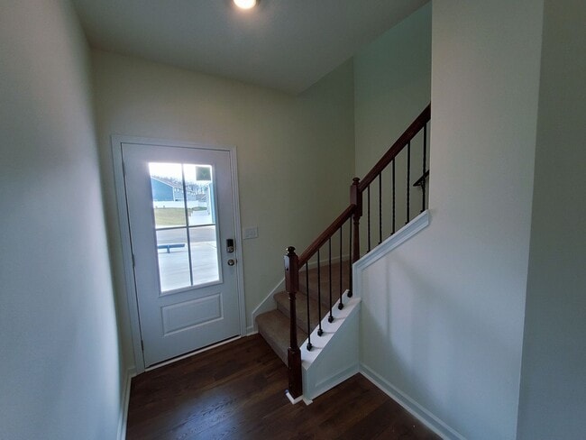 Photo - Kodak 37764 - 3 bedroom 2.5 bath townhouse - call Dustin Walker 865-221-0197