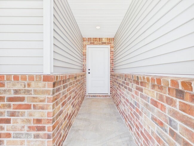 Photo - 2757 Paisley Rd