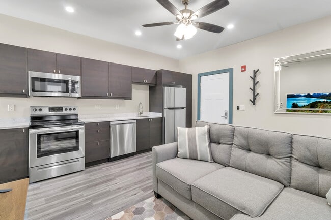 Photo - 36-50 E Utica St