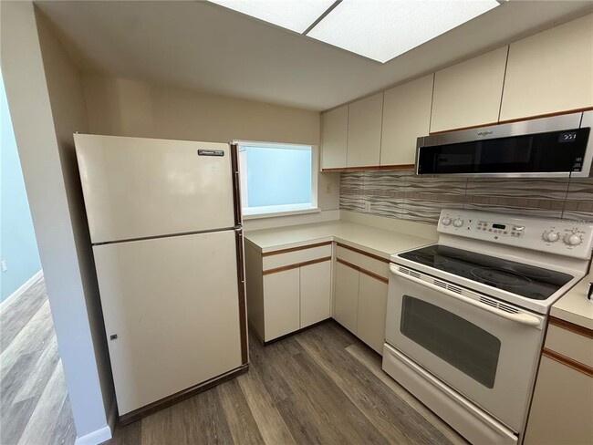 Photo - 255 Fenwick Dr Unit 18