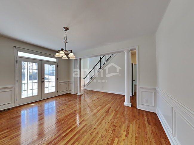 Photo - 209 Boswell Ln
