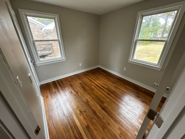 Photo - For Rent: Newly Remodeled 3 Bedroom / 1 Ba...