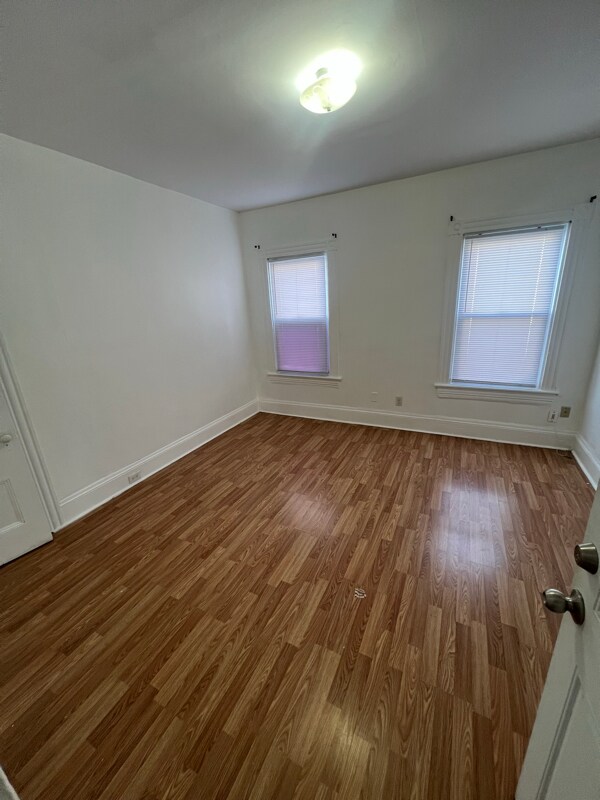 Photo - 51 Glenham St Unit 1