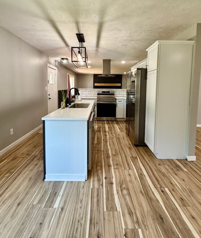 Photo - Three Bedroom Home in Schoolcraft