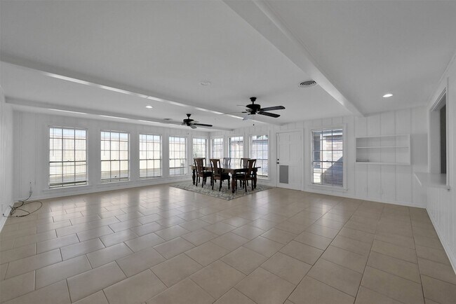 Photo - 416 Milwaukee St