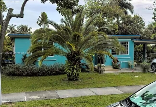 Photo - 209 SW 5th St