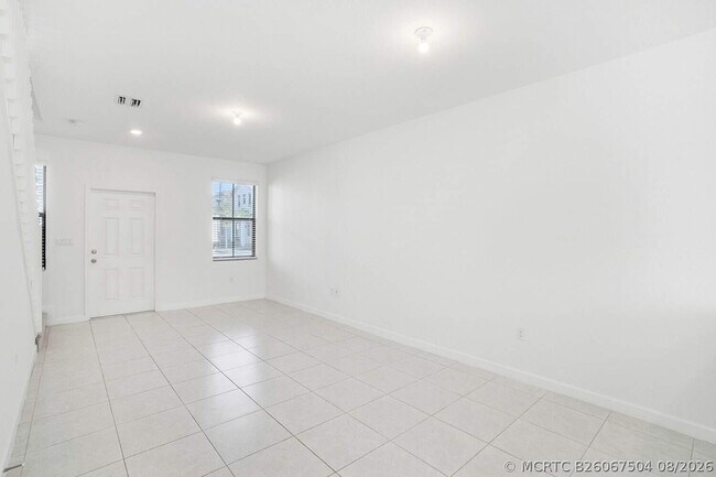 Photo - 2839 SW 16th Terrace