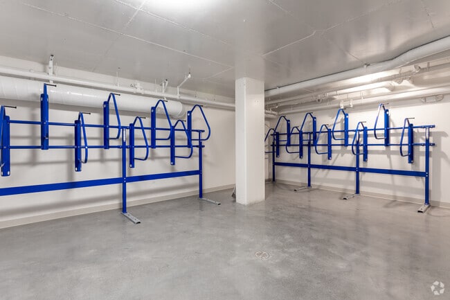 Bike Storage - 345 6th