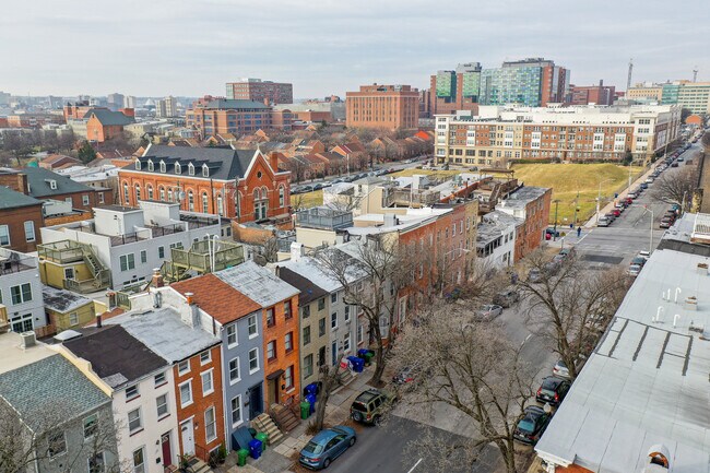 Photo - 26 S Washington St