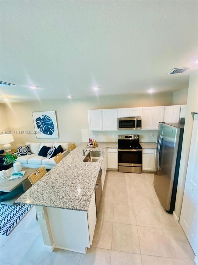 Photo - 440 NW 11th St