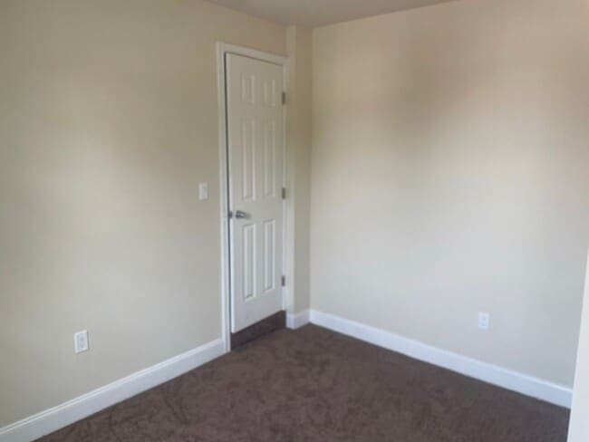 Photo - Large beautiful Home waiting for you