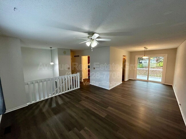 Photo - 662 Lakewood Dr