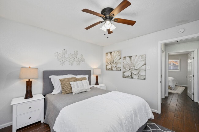 Photo - Emory at Canal