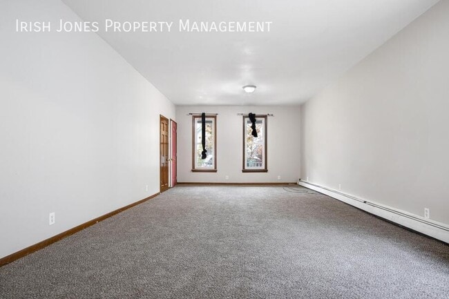 Photo - 138 Weimar St