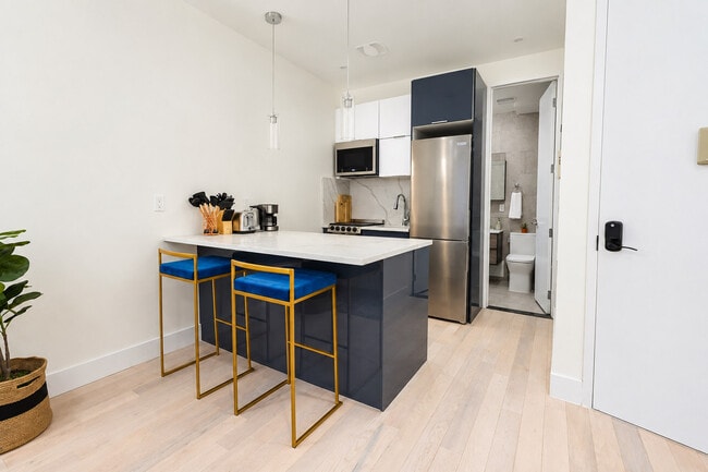 317 E 78th St Unit SI ID1021964P