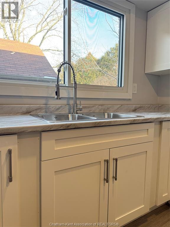 Photo - 140 Harvey St