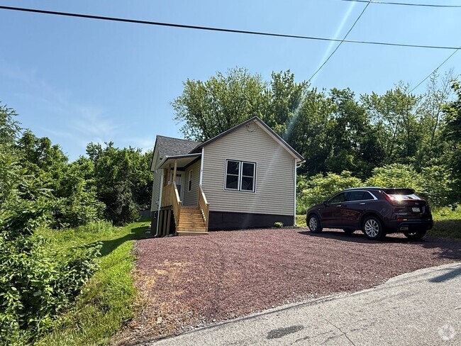 Building Photo - Hughestown Brand new remodel single Famil... Rental