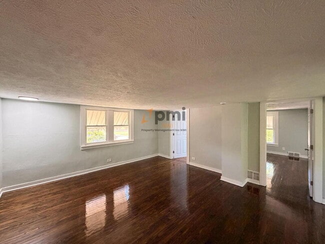 Photo - 422 Hoyt St Unit 2