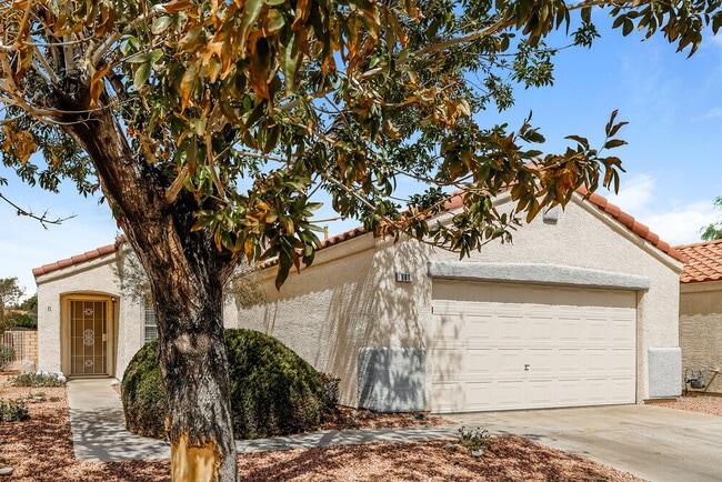 881 Adobe Flat Dr