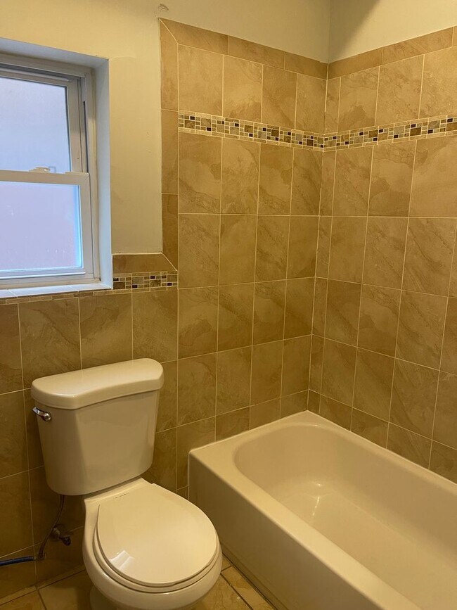Photo - 5031 Hazel Ave Unit 5031-02