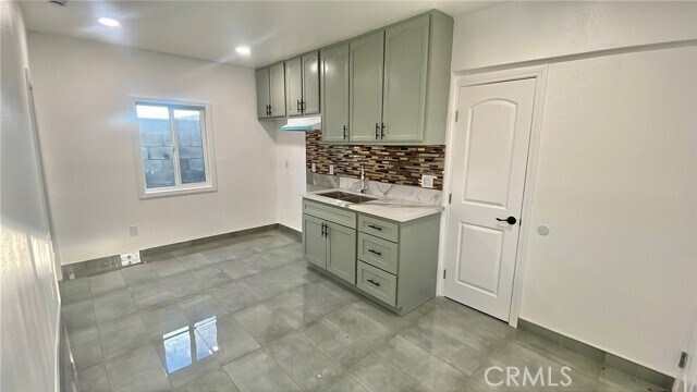 Photo - 1336-1109 W 109th Pl