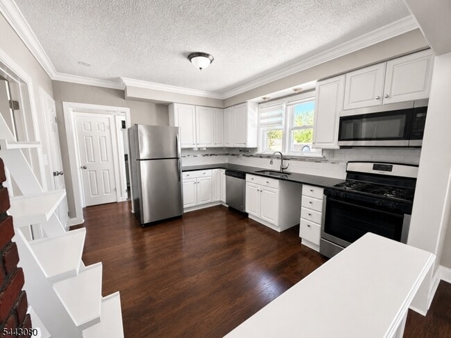 Photo - 28 Mabie St