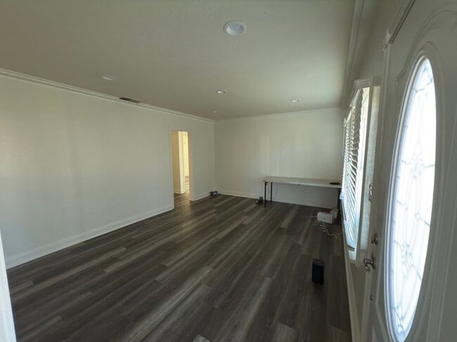 Photo - 1130 E Workman Ave