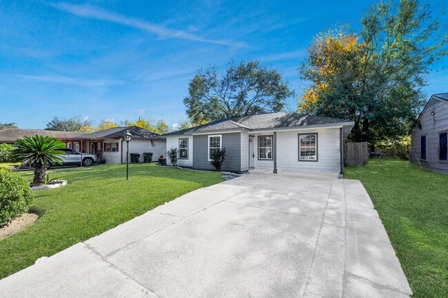 Photo - 3926 Florinda St